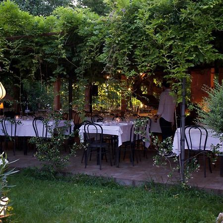 Amare Ristorante Locanda แชร์โตซา ดิ ปาเวีย ภายนอก รูปภาพ