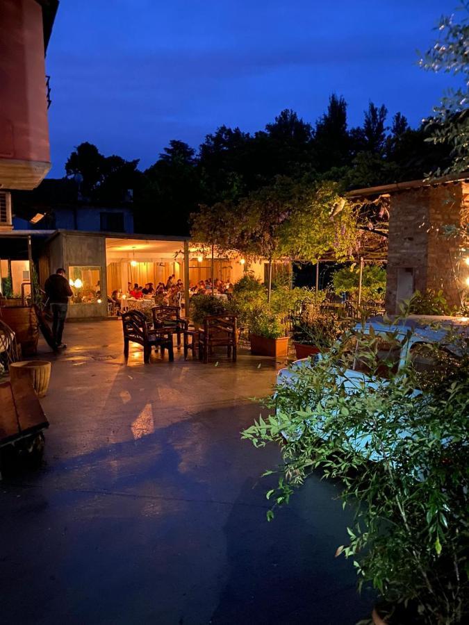 Amare Ristorante Locanda แชร์โตซา ดิ ปาเวีย ภายนอก รูปภาพ